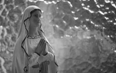 Wir sollen immer verzeihen, dem Reuigen um seinetwillen, dem Reuelosen um unseretwillen. –Marie Ebner von Eschenbach