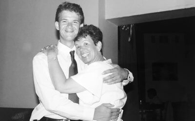 Ich werde meine Mutter nie vergessen, denn sie pflanzte und nährte den ersten Keim des Guten in mir, sie öffnete mein Herz den Eindrücken der Natur; sie weckte und erweiterte meine Begriffe, und ihre Lehren haben einen immerwährenden heilsamen Einfluss auf mein Leben gehabt. —Immanuel Kant